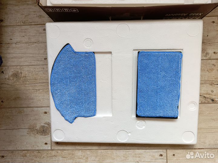 Робот пылесос моющий panda x950