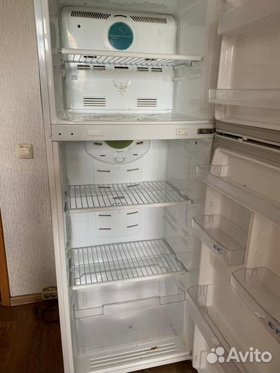Холодильник samsung