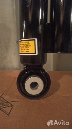 Амортизатор Рэнж Ровер Land Rover L405 RRS L494