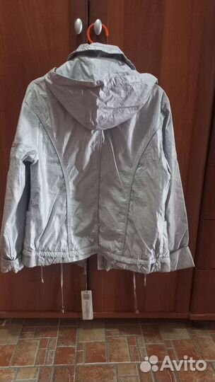 Ветровка женская новая 46 48