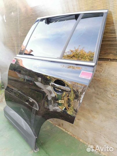 VW Tiguan 1 дверь зл