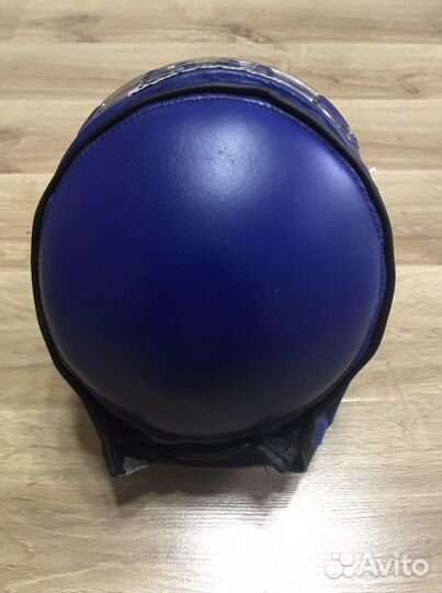 Комплект защиты для единоборств:шлем,запястье