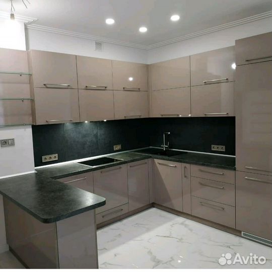 Кухонный гарнитур