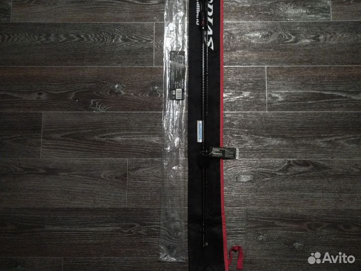 Спининг кастинговый Shimano 20 Zodias 164L-BFS2