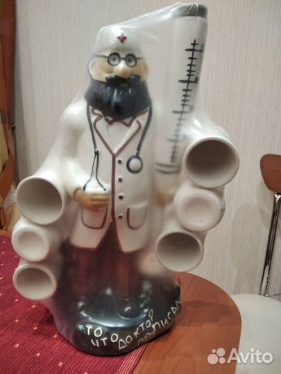 Штоф со стопками доктор 