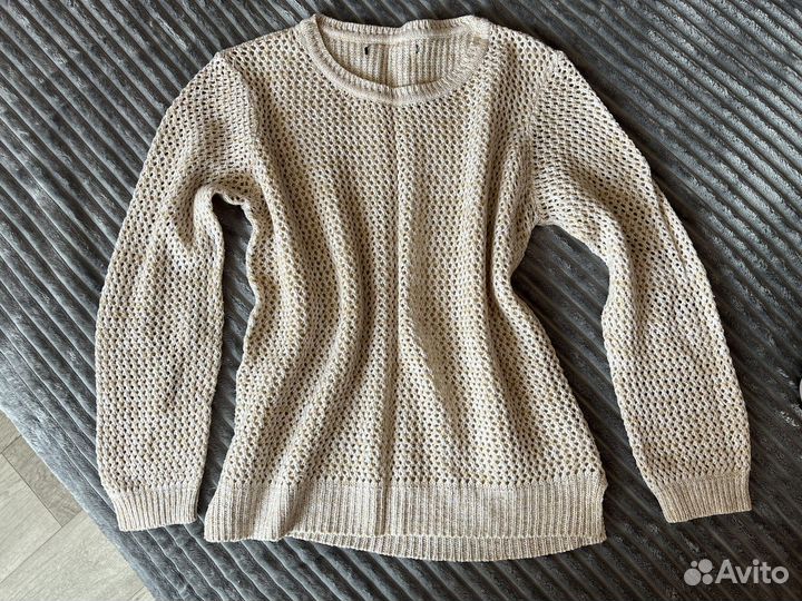 Свитер женский