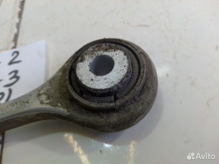 Стойка переднего стабилизатора