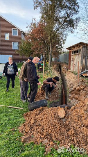 Копка траншей вручную