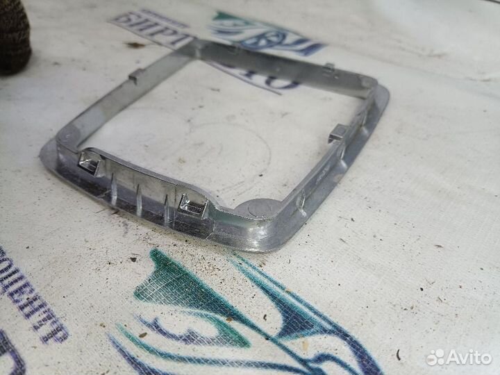 Накладка центральной консоли Ford Focus II рестайлинг (2007—2011)