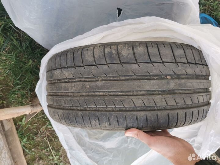 Triangle TH201 Sportex 235/45 R17 97Y