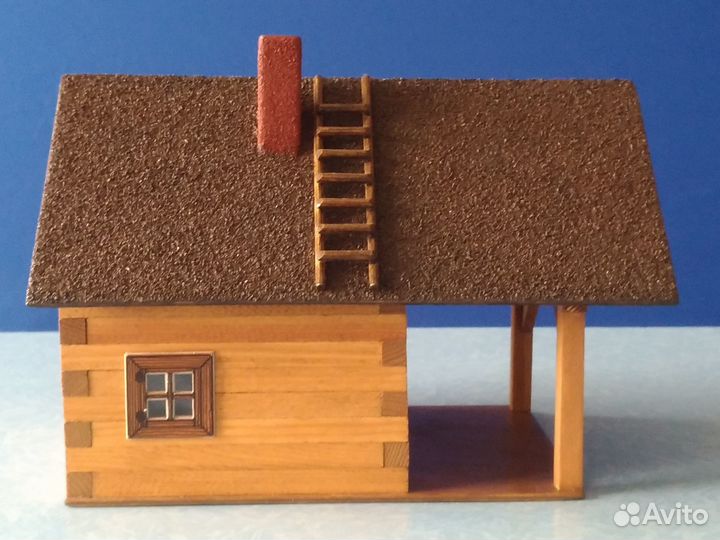 Деревянный дом № 2 (в масштабе 1:32)