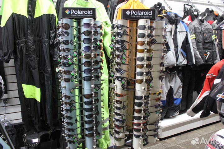 Солнцезащитные очки Polaroid