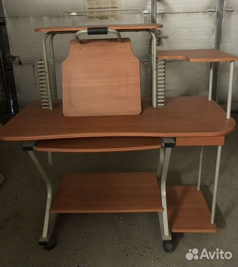 Компьютерный стол бу