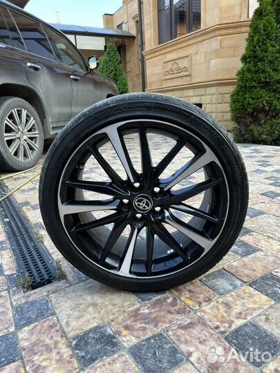 Camry Оригинальные диски Bridgestone 235/40 R19