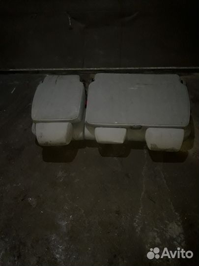 Сидение втрое ряд фольксваген кадди 2009г