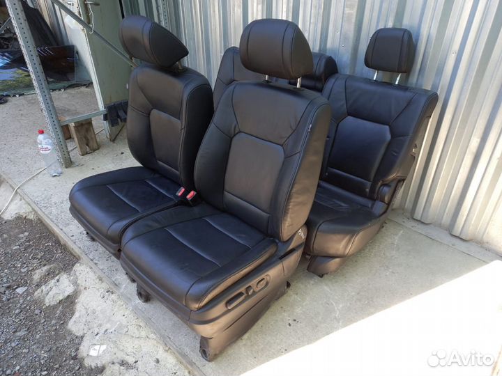 Сиденья Honda Pilot 2 салон кожа