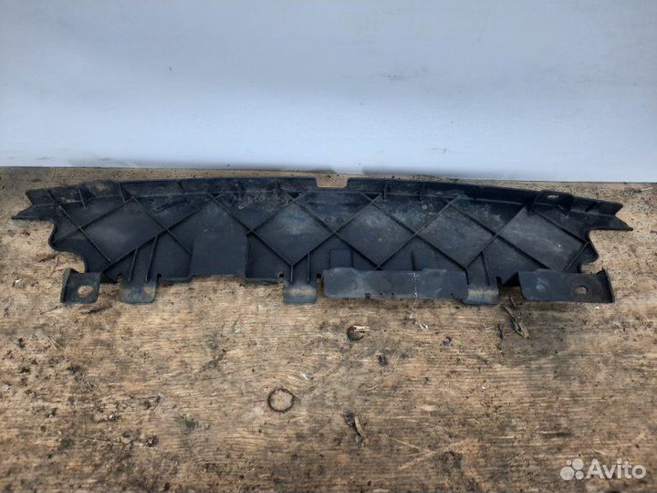 Дефлектор радиатора Nissan Qashqai внедорожник 5