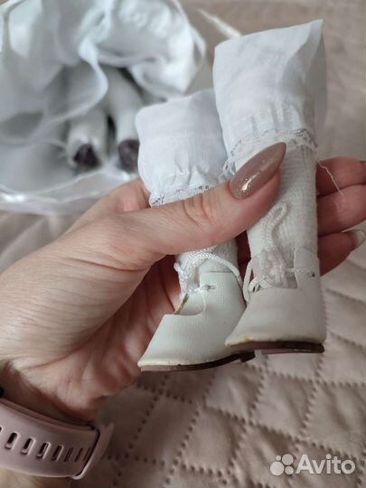 Кукла фарфоровая 40 см