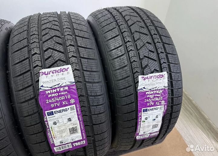Tourador Winter Pro TSU1 245/40 R18 и 265/35 R18 25U