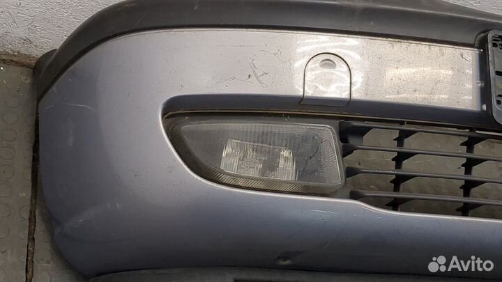 Бампер передний Opel Zafira A