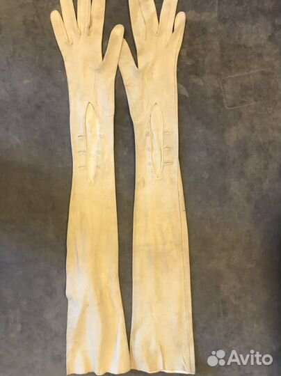 Лайковые театральные перчатки Франция 19в