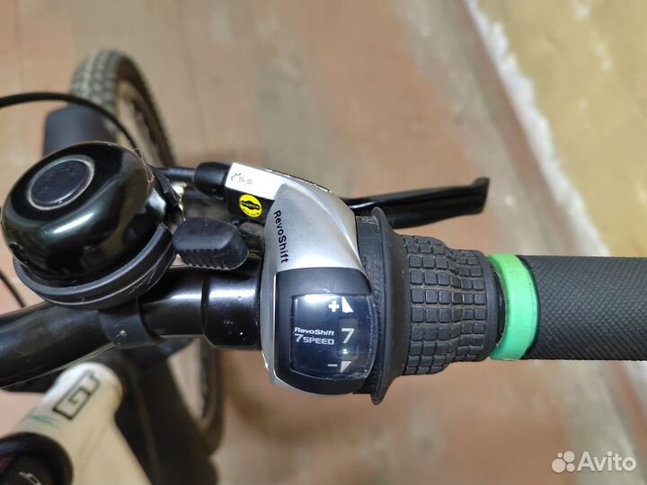 Велосипед подростковый GT Laguna 24