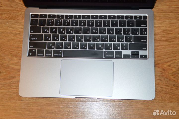 Macbook Air M1 2020 8/256Gb Space Gray