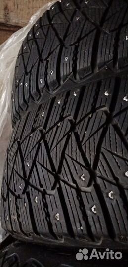 Dunlop Ice Touch 225/50 R17 94T