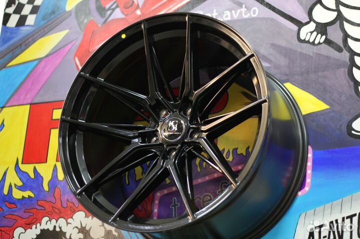 Диски литые R20 BMW 6 новые разноширокие