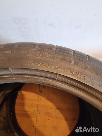 Michelin Pilot Super Sport 325/30 R21