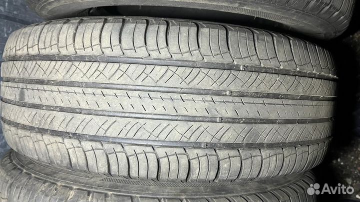 Michelin Latitude Tour HP 215/65