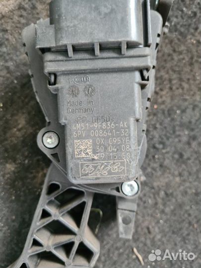 Педаль газа Ford Focus 2 kkda 2008