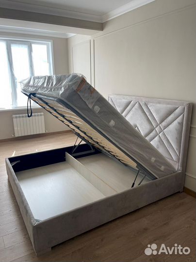 Кровать, матрас. Мягкая мебель с доставкой