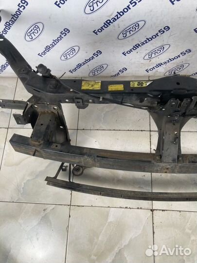 Панель передняя (телевизор) Nissan Qashqai J10