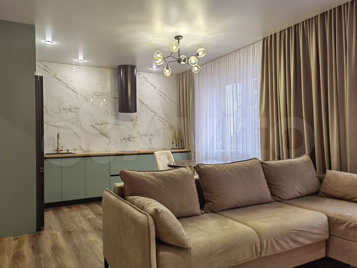 2-к. квартира, 85 м², 2/17 эт.