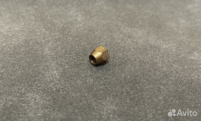 Метрическая пуля анкера электрогитары