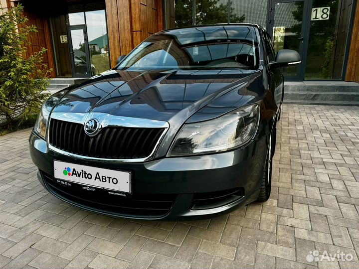 Skoda Octavia 1.6 AT, 2011, 194 000 км