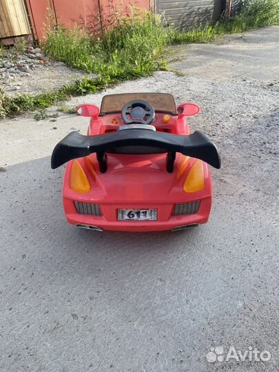 Детский электромобиль