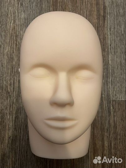 Голова-манекен для наращивания ресниц. новая