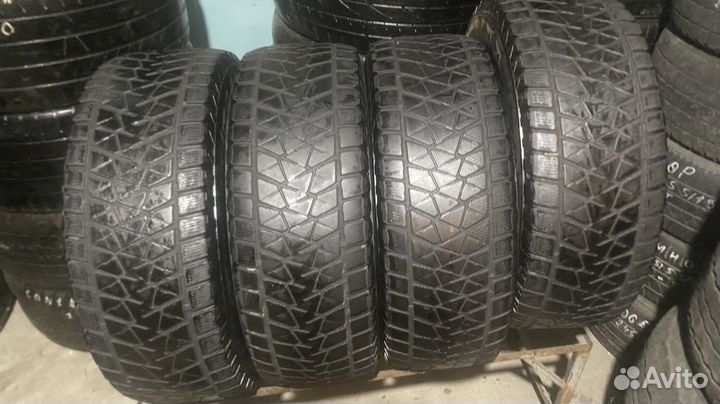 Bridgestone Blizzak DM-V1 265/70 R15