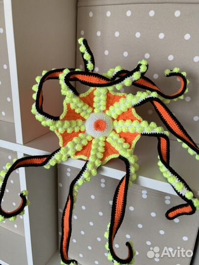 Вязаная крючком игрушка Осьминог амигуруми