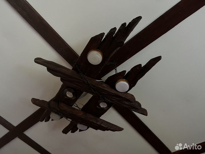 Люстра из дерева ручной работы