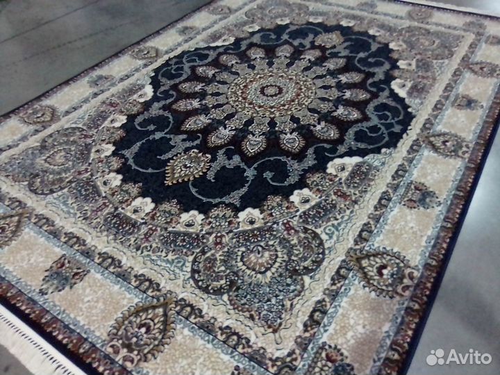 Ковер размером : 2.80х3.80 (№ 25790-33) новый