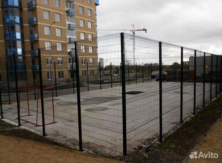 Забор, ограждение из 3D сетки