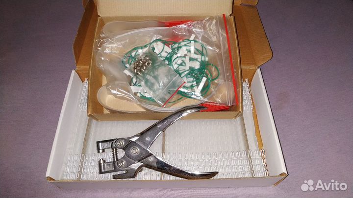 Дырокол для люверсов, курсоры, люверсы, пружина