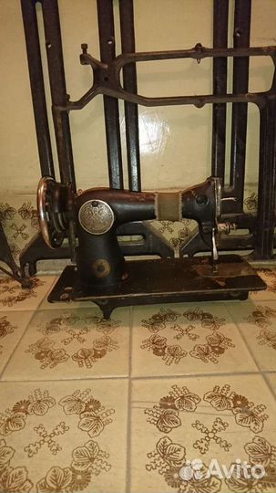 Швейная машина подольск ножная