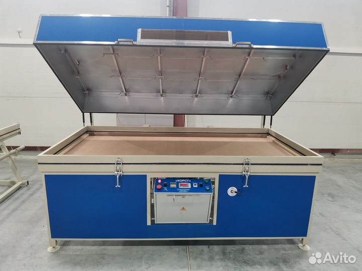 Вакуумный мембранный пресс с откидным термомодулем