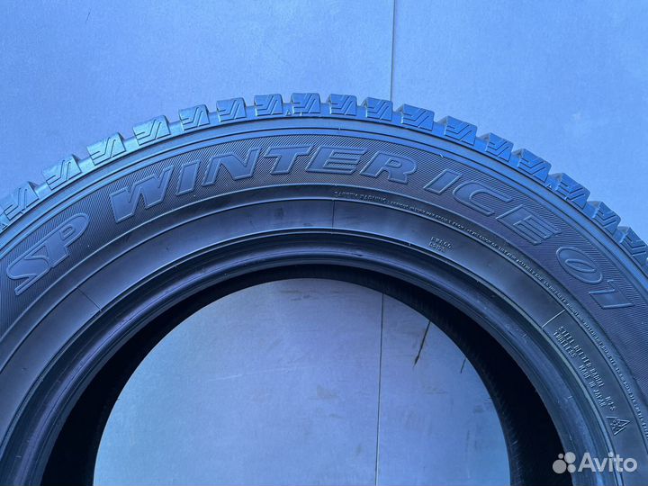 Dunlop SP Winter Ice 01 265/60 R18