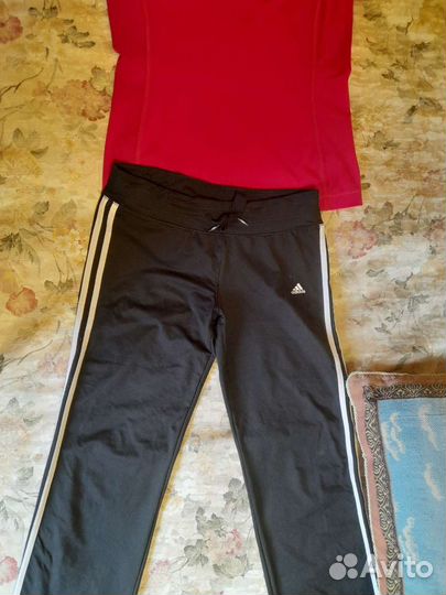 Спортивный костюм adidas