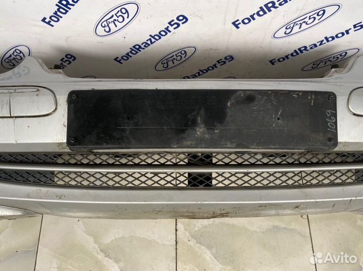 Бампер передний Mercedes-Benz C-Class W203